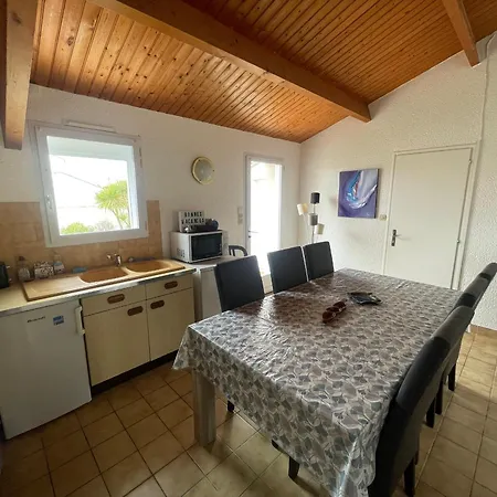 Pavillon Avec Jardin Clos, Terrasse, Et Confort, A 950m De La Des Sables-d'olonne - Fr-1-92-743 Сasa de vacaciones La Pironnière